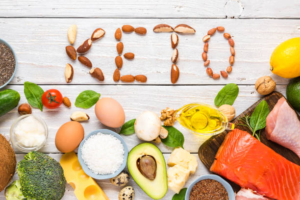 Kiểu ăn Keto đòi hỏi hạn chế nghiêm ngặt carbohydrate hơn cả ăn low-carb thông thường
