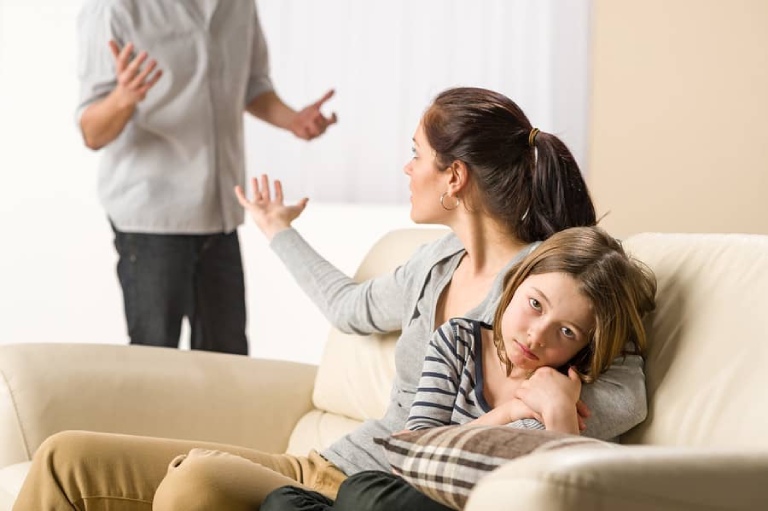 Cha mẹ “chỉ thấy lỗi sai” – Gieo mầm của sự bất mãn trong trẻ